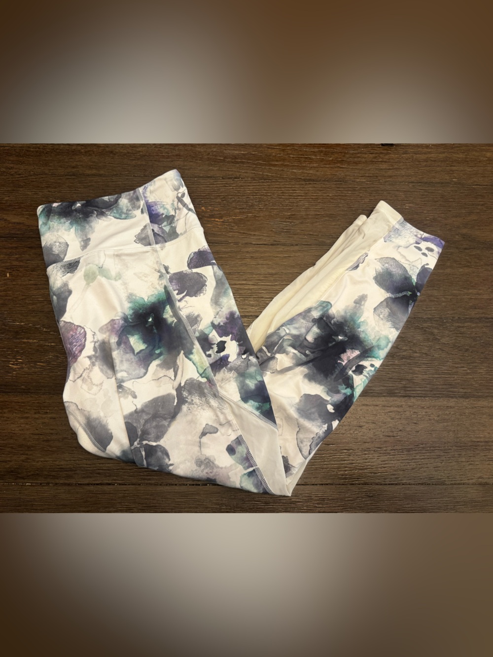 Athleta Floral Watercolor Leggings - White and Blue 7/8 size 1x